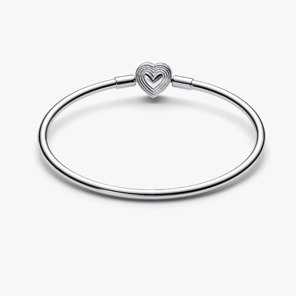 Pandora Radiating Heart Clasp Bangle - Picture 2 of 5